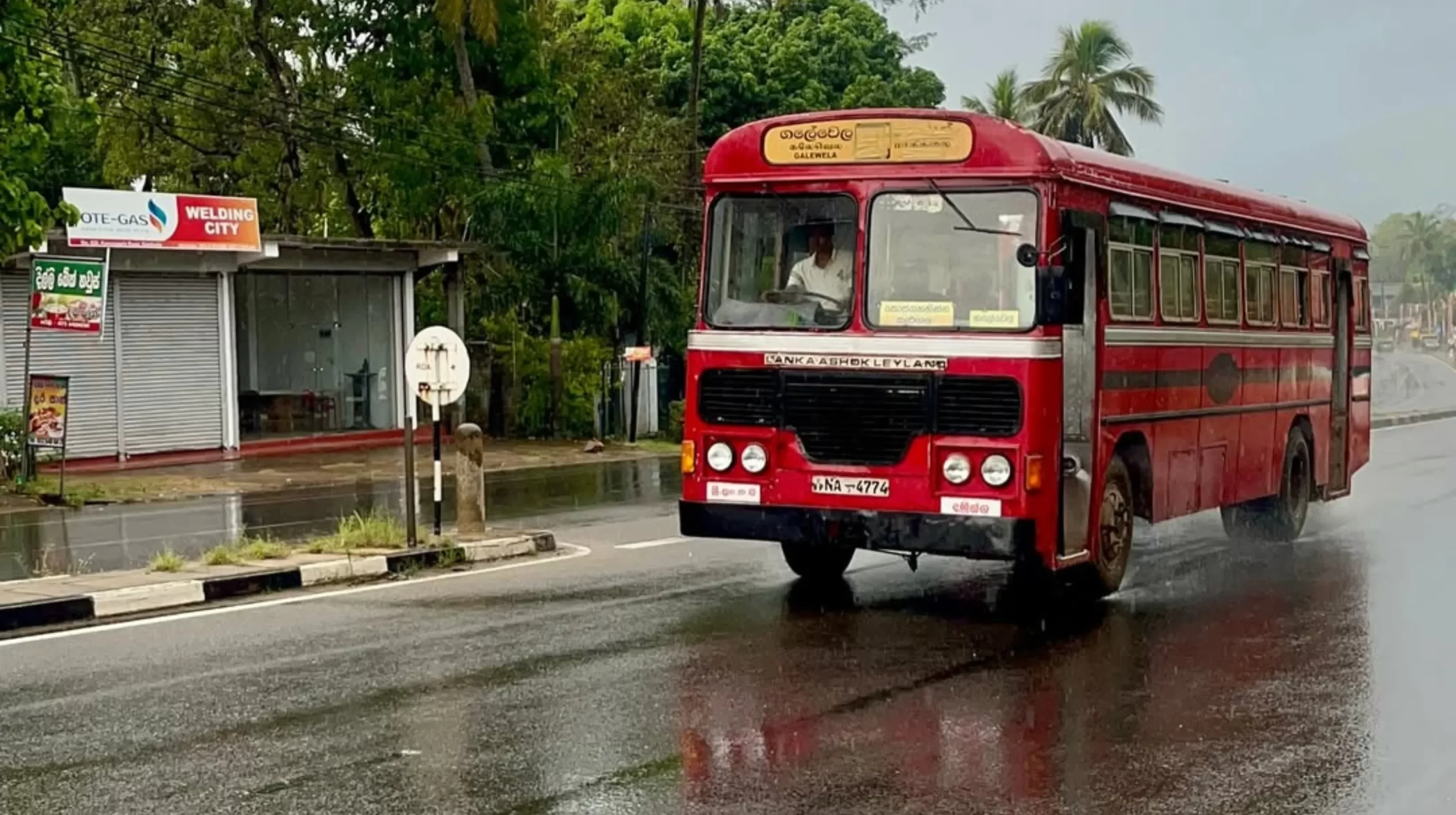 Bus in Sri Lanka
