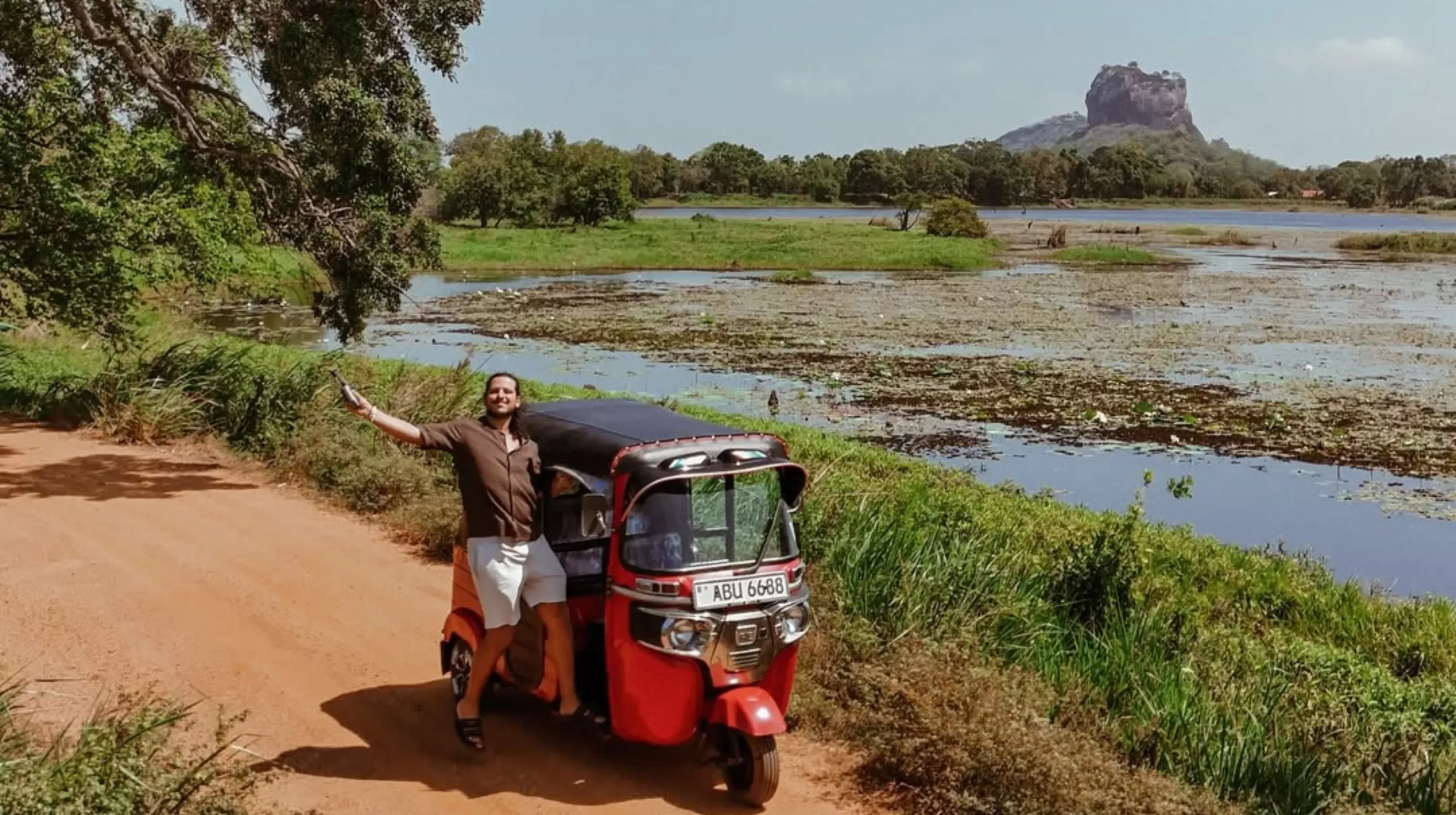 Tuktuk in Sigiriya